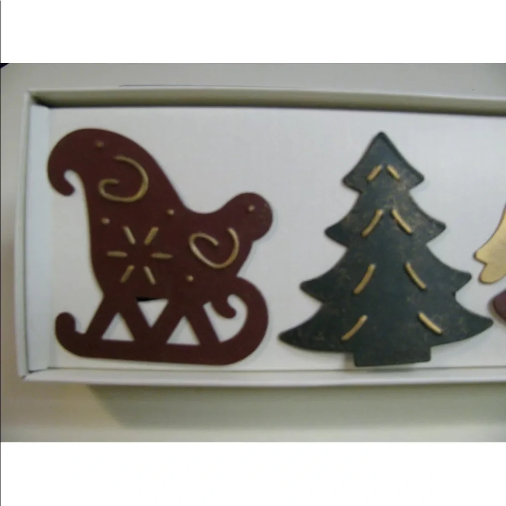 PIER 1 Christmas Napkin Rings - Hand Painted Metal - 4 Designs - NIB